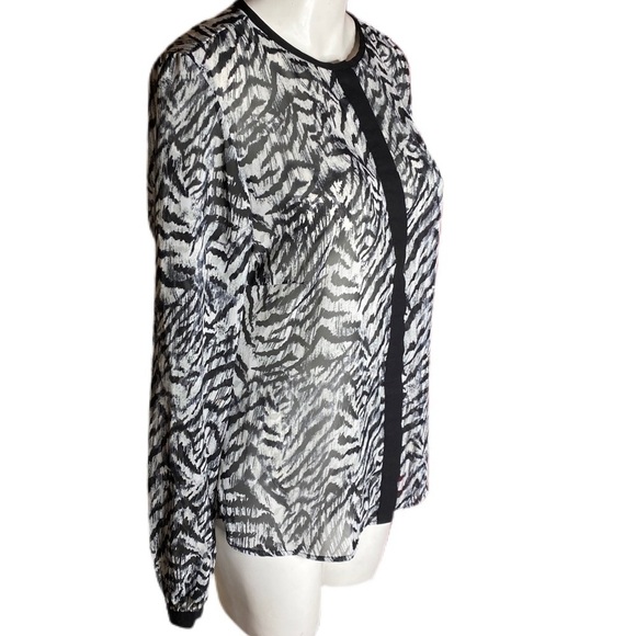 Khardashian Collection Woman’s Zebra Blouse Size L - Picture 3 of 8